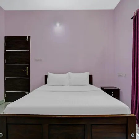 Shalom Palace Residency Neriyamangalam Exterior photo